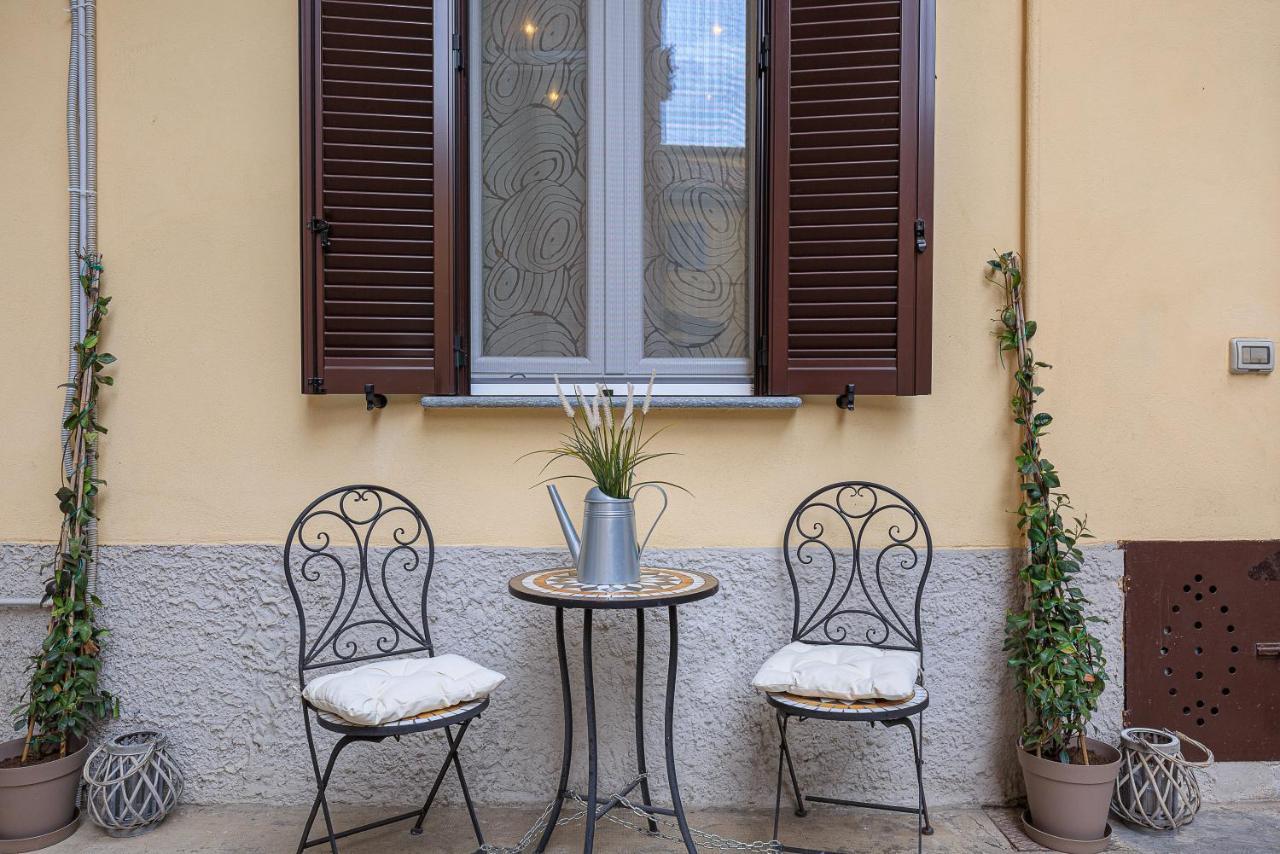 Old Town Pavia Apartment Exterior photo